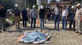 Wako Alfin Dorong Tertib Adminduk Lewat Pemusnahan KTP Rusak