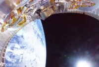 ambar ini diambil oleh salah satu kamera LINK yang memperlihatkan pesawat ruang angkasa robotik LINK milik Katalyst Space saat berada di orbit (Foto: Katalyst Space)