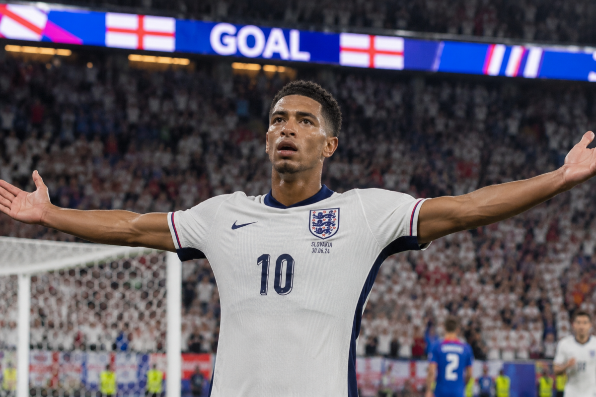 Jude Bellingham mencetak tujuh gol di Piala Dunia 2026 dan memecahkan rekor gol Inggris dalam satu edisi turnamen besar setelah mengalahkan Prancis 6-4.