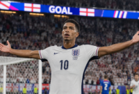 Jude Bellingham mencetak tujuh gol di Piala Dunia 2026 dan memecahkan rekor gol Inggris dalam satu edisi turnamen besar setelah mengalahkan Prancis 6-4.