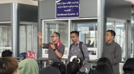 Ilustrasi - Para WNI berhasil dievakuasi dari Myawaddy, Myanmar, ke Maesot, Thailand (Foto: Kemlu RI)