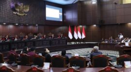 Mahkamah Konstitusi memutuskan anggaran program MBG harus dipisahkan dari anggaran pendidikan dalam APBN.(mkri.id)

Sumber: https://nasional.kompas.com/read/2026/07/30/15055951/mk-putuskan-anggaran-program-mbg-harus-dipisah-dari-anggaran-pendidikan.


Membership: https://kmp.im/plus6
Download aplikasi: https://kmp.im/app6