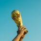 Piala Dunia 2030 berlangsung pada 8 Juni-21 Juli 2030 dengan enam negara tuan rumah. Simak jadwal, format, dan daftar negara penyelenggara turnamen bersejarah ini.