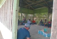 Masyarakat dari enam kecamatan di Aceh Timur mengancam menutup akses jalan menuju PT CGU setelah sengketa lahan belum terselesaikan. Perusahaan belum memberikan tanggapan resmi.