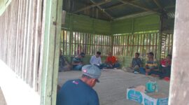 Masyarakat dari enam kecamatan di Aceh Timur mengancam menutup akses jalan menuju PT CGU setelah sengketa lahan belum terselesaikan. Perusahaan belum memberikan tanggapan resmi.