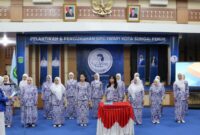 Wakil Wali Kota Sungai Penuh Azhar Hamzah menghadiri pelantikan Pengurus DPC IWAPI Kota Sungai Penuh periode 2026–2031. Pemkot siap bersinergi memperkuat UMKM dan pemberdayaan perempuan.