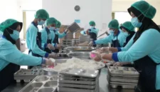 BGN menyambut rekomendasi Menteri HAM Natalius Pigai untuk memperkuat mekanisme pemulihan masyarakat terdampak Program Makan Bergizi Gratis.