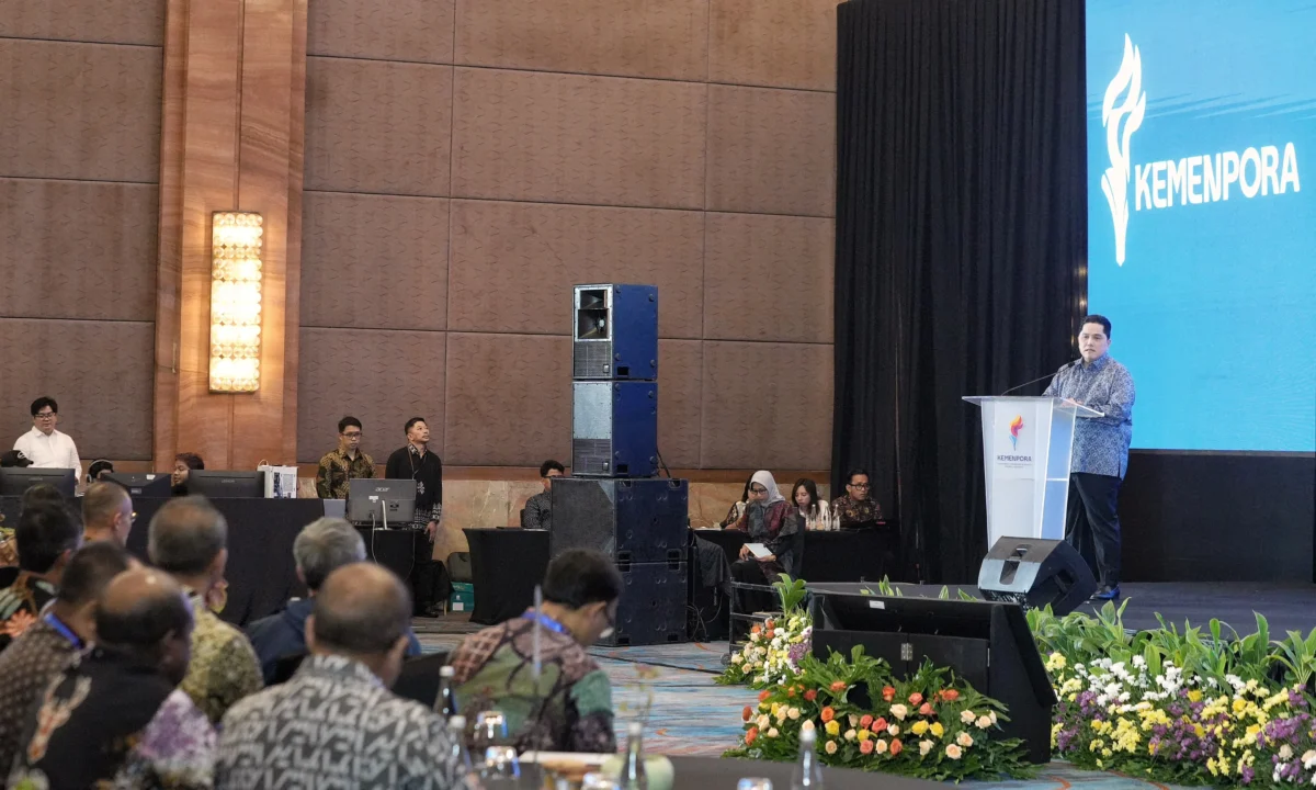 Menteri Pemuda dan Olahraga Erick Thohir menyampaikan gagasannya kepada seluruh jajaran Dinas Pemuda dan Olahraga dalam Forum Nasional: Transformasi Kebijakan Kepemudaan dan Keolahragaan di Jakarta, Kamis 15 Oktober 2026 (Foto: Dok. Kemenpora)