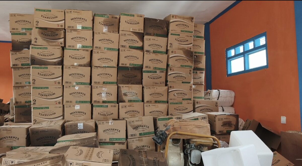 Bulog Sungai Penuh-Kerinci menerima tambahan sekitar 20 ribu liter Minyak Kita dari Jambi untuk mendukung ketersediaan minyak goreng bagi masyarakat.