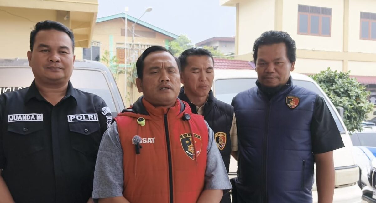 Satreskrim Polres Kerinci menangkap dua tersangka kasus pencurian mobil lintas provinsi dan menemukan kendaraan korban di Sumatera Selatan.