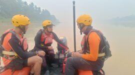 Sungai Batanghari, bocah tenggelam, operasi SAR Jambi, SAR Batanghari, kecelakaan sungai, Kabupaten Batanghari, Tim SAR Gabungan